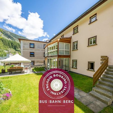 Chasa Plazza Gronda Apartment Lavin Екстериор снимка